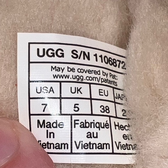 Ugg Scuffette II in Chestnut Size 7 New in box - Picture 11 of 16